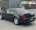 Черный Крайслер 300C, объемом двигателя 2.74 л и пробегом 220 тыс. км за 6450 $, фото 4 на Automoto.ua