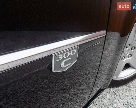 Черный Крайслер 300C, объемом двигателя 2.74 л и пробегом 25 тыс. км за 22000 $, фото 1 на Automoto.ua