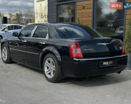 Чорний Крайслер 300C, об'ємом двигуна 3.52 л та пробігом 121 тис. км за 7999 $, фото 9 на Automoto.ua