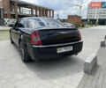 Черный Крайслер 300C, объемом двигателя 2.7 л и пробегом 270 тыс. км за 9500 $, фото 5 на Automoto.ua