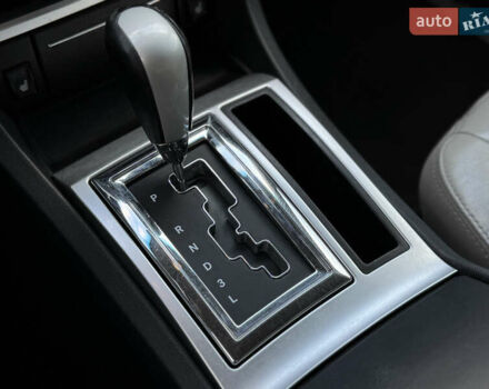 Черный Крайслер 300C, объемом двигателя 2.74 л и пробегом 220 тыс. км за 6450 $, фото 30 на Automoto.ua