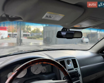 Черный Крайслер 300C, объемом двигателя 2.74 л и пробегом 220 тыс. км за 6450 $, фото 21 на Automoto.ua