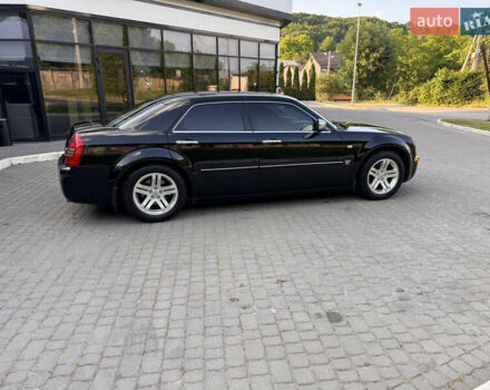Чорний Крайслер 300C, об'ємом двигуна 2.74 л та пробігом 235 тис. км за 9750 $, фото 13 на Automoto.ua