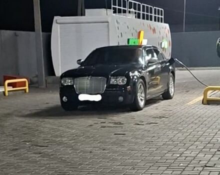 Крайслер 300C 2007 в Павлограде на Automoto.ua Черный Крайслер 300C, объемом двигателя 0 л и пробегом 300 тыс. км за 8664 $, фото 2 на Automoto.ua