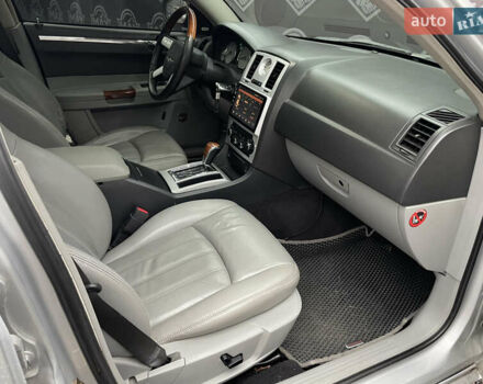 Чорний Крайслер 300C, об'ємом двигуна 3.5 л та пробігом 189 тис. км за 7500 $, фото 9 на Automoto.ua