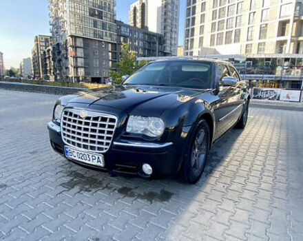 Черный Крайслер 300C, объемом двигателя 3.5 л и пробегом 251 тыс. км за 8800 $, фото 1 на Automoto.ua