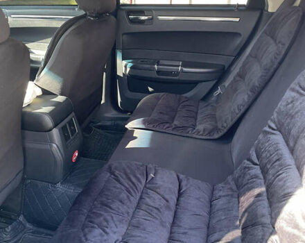 Чорний Крайслер 300C, об'ємом двигуна 2.7 л та пробігом 110 тис. км за 12000 $, фото 1 на Automoto.ua