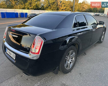 Черный Крайслер 300C, объемом двигателя 3.6 л и пробегом 220 тыс. км за 12900 $, фото 7 на Automoto.ua