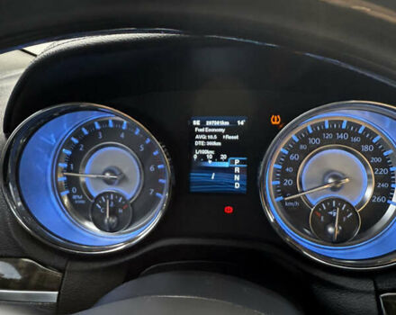 Черный Крайслер 300C, объемом двигателя 3 л и пробегом 280 тыс. км за 13000 $, фото 13 на Automoto.ua