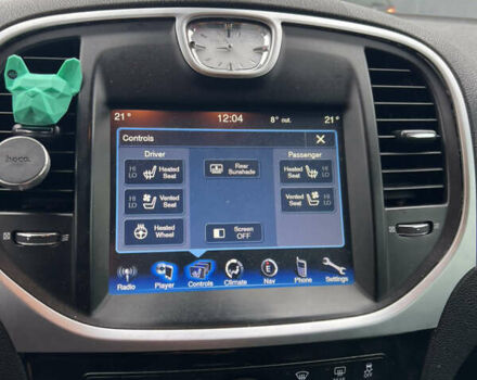 Черный Крайслер 300C, объемом двигателя 2.99 л и пробегом 260 тыс. км за 10800 $, фото 6 на Automoto.ua