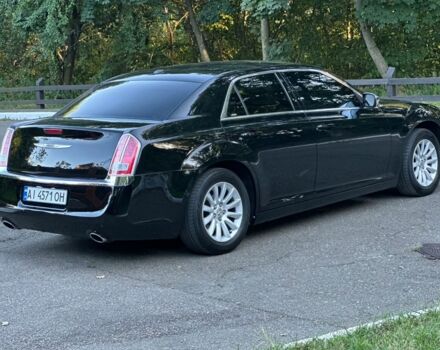 Крайслер 300C 2012 у Києві на Automoto.ua Чорний Крайслер 300C, об'ємом двигуна 3.6 л та пробігом 215 тис. км за 10900 $, фото 3 на Automoto.ua
