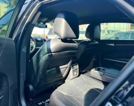 Чорний Крайслер 300C, об'ємом двигуна 3.6 л та пробігом 67 тис. км за 13850 $, фото 13 на Automoto.ua