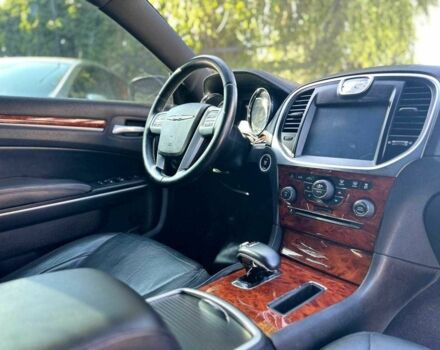 Чорний Крайслер 300C, об'ємом двигуна 3.6 л та пробігом 67 тис. км за 13850 $, фото 9 на Automoto.ua