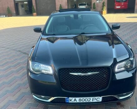 Черный Крайслер 300C, объемом двигателя 3.6 л и пробегом 133 тыс. км за 8499 $, фото 6 на Automoto.ua