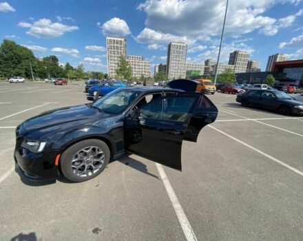 Черный Крайслер 300C, объемом двигателя 3.6 л и пробегом 165 тыс. км за 16800 $, фото 10 на Automoto.ua