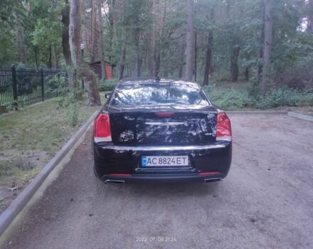 Черный Крайслер 300C, объемом двигателя 3.6 л и пробегом 144 тыс. км за 16500 $, фото 3 на Automoto.ua