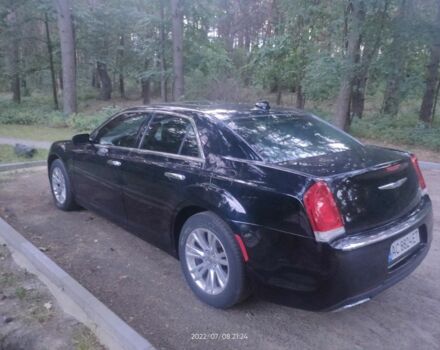 Черный Крайслер 300C, объемом двигателя 3.6 л и пробегом 144 тыс. км за 16500 $, фото 4 на Automoto.ua