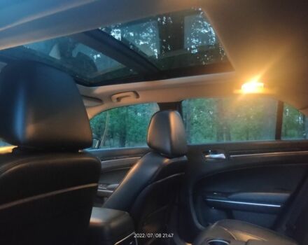 Черный Крайслер 300C, объемом двигателя 3.6 л и пробегом 144 тыс. км за 16500 $, фото 6 на Automoto.ua