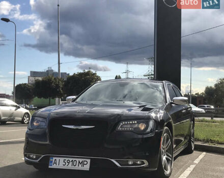 Черный Крайслер 300C, объемом двигателя 3.6 л и пробегом 146 тыс. км за 16500 $, фото 1 на Automoto.ua