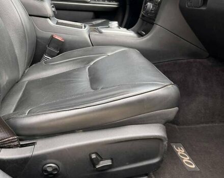Черный Крайслер 300C, объемом двигателя 3.6 л и пробегом 175 тыс. км за 14900 $, фото 27 на Automoto.ua