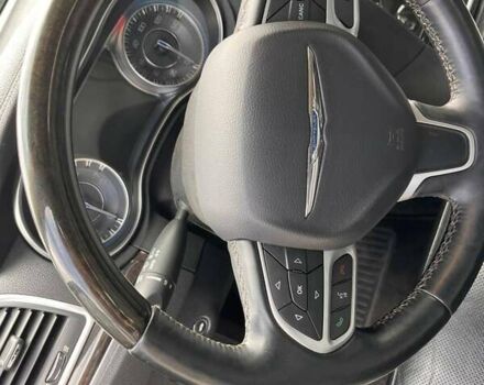 Черный Крайслер 300C, объемом двигателя 3.6 л и пробегом 175 тыс. км за 14900 $, фото 22 на Automoto.ua