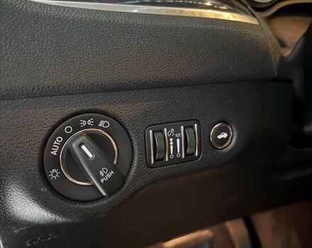 Черный Крайслер 300C, объемом двигателя 3.6 л и пробегом 175 тыс. км за 14900 $, фото 16 на Automoto.ua