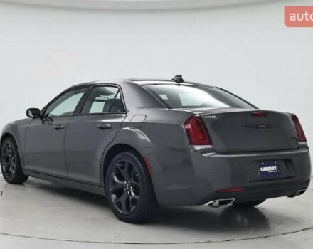 Черный Крайслер 300C, объемом двигателя 3.6 л и пробегом 79 тыс. км за 2900 $, фото 3 на Automoto.ua