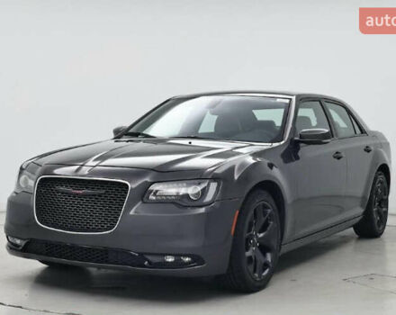 Черный Крайслер 300C, объемом двигателя 3.6 л и пробегом 79 тыс. км за 2900 $, фото 1 на Automoto.ua