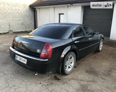 Чорний Крайслер 300C, об'ємом двигуна 2.7 л та пробігом 185 тис. км за 8700 $, фото 12 на Automoto.ua