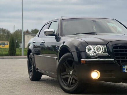 Крайслер 300C 2005 в Стрые на Automoto.ua Черный Крайслер 300C, объемом двигателя 3.52 л и пробегом 409 тыс. км за 7999 $, фото 1 на Automoto.ua