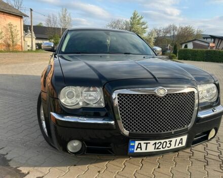 Черный Крайслер 300C, объемом двигателя 2.7 л и пробегом 175 тыс. км за 6006 $, фото 1 на Automoto.ua
