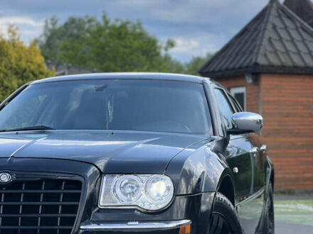 Крайслер 300C 2005 у Стрые на Automoto.ua Чорний Крайслер 300C, об'ємом двигуна 3.52 л та пробігом 409 тис. км за 8000 $, фото 1 на Automoto.ua