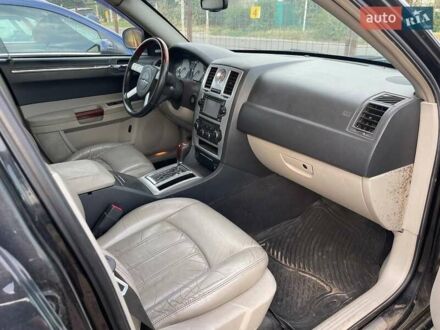 Крайслер 300C 2006 в Черкассах на Automoto.ua Черный Крайслер 300C, объемом двигателя 2.7 л и пробегом 234 тыс. км за 7000 $, фото 1 на Automoto.ua