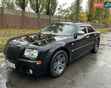 Крайслер 300C 2006 в Киеве на Automoto.ua Черный Крайслер 300C, объемом двигателя 2.74 л и пробегом 262 тыс. км за 6000 $, фото 1 на Automoto.ua