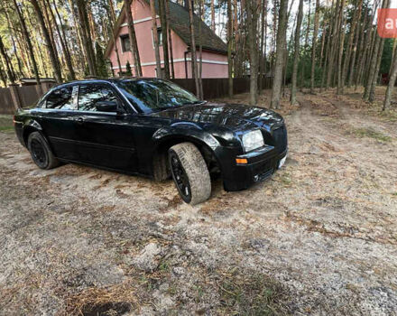 Чорний Крайслер 300C, об'ємом двигуна 2.7 л та пробігом 165 тис. км за 6699 $, фото 1 на Automoto.ua