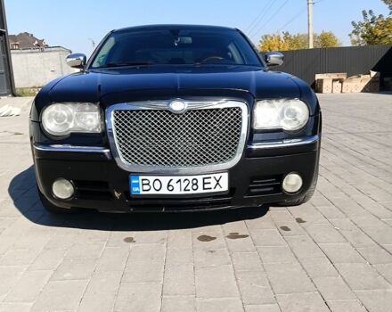 Черный Крайслер 300C, объемом двигателя 2.99 л и пробегом 436 тыс. км за 6800 $, фото 1 на Automoto.ua