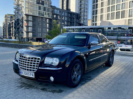Крайслер 300C 2008 у Львові на Automoto.ua Чорний Крайслер 300C, об'ємом двигуна 3.5 л та пробігом 251 тис. км за 8800 $, фото 1 на Automoto.ua
