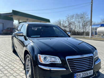 Черный Крайслер 300C, объемом двигателя 3 л и пробегом 170 тыс. км за 12900 $, фото 1 на Automoto.ua
