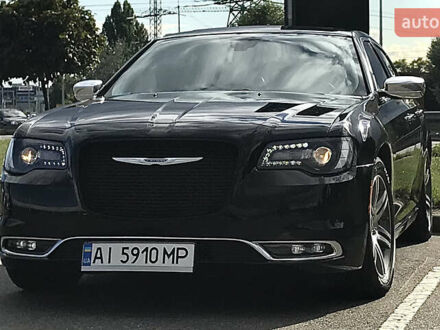 Чорний Крайслер 300C, об'ємом двигуна 3.6 л та пробігом 146 тис. км за 16500 $, фото 1 на Automoto.ua