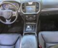 Красный Крайслер 300C, объемом двигателя 3.6 л и пробегом 56 тыс. км за 2000 $, фото 5 на Automoto.ua