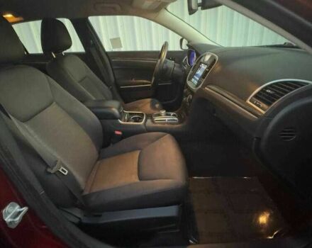 Красный Крайслер 300C, объемом двигателя 3.6 л и пробегом 31 тыс. км за 3100 $, фото 10 на Automoto.ua