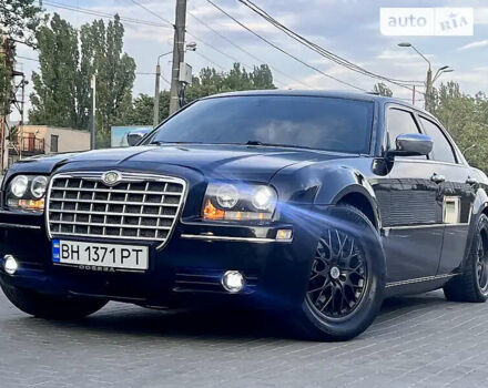 Крайслер 300C, об'ємом двигуна 5.7 л та пробігом 199 тис. км за 8200 $, фото 4 на Automoto.ua