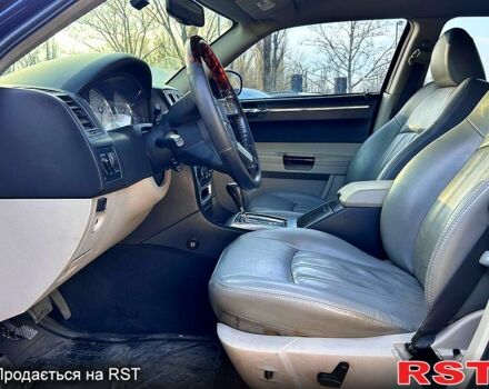 Крайслер 300C, об'ємом двигуна 27 л та пробігом 206 тис. км за 7700 $, фото 8 на Automoto.ua