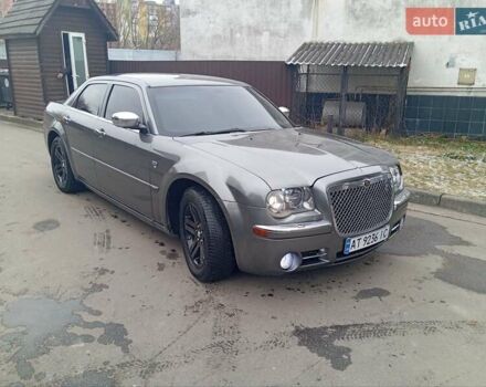 Крайслер 300C, объемом двигателя 3 л и пробегом 339 тыс. км за 8000 $, фото 3 на Automoto.ua