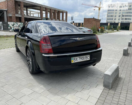 Крайслер 300C, об'ємом двигуна 2.7 л та пробігом 260 тис. км за 9400 $, фото 5 на Automoto.ua