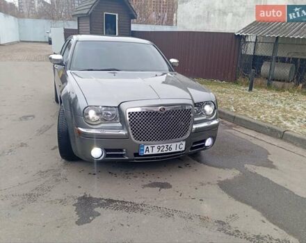 Крайслер 300C, объемом двигателя 3 л и пробегом 339 тыс. км за 8000 $, фото 1 на Automoto.ua