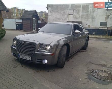 Крайслер 300C, объемом двигателя 3 л и пробегом 339 тыс. км за 8000 $, фото 9 на Automoto.ua