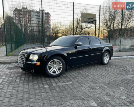 Крайслер 300C, об'ємом двигуна 2.7 л та пробігом 165 тис. км за 9700 $, фото 1 на Automoto.ua