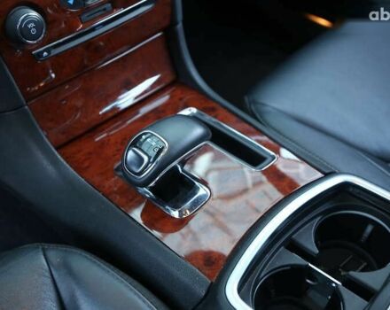 Крайслер 300C, объемом двигателя 0 л и пробегом 125 тыс. км за 12600 $, фото 20 на Automoto.ua