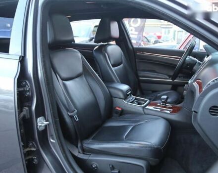 Крайслер 300C, объемом двигателя 0 л и пробегом 125 тыс. км за 12600 $, фото 10 на Automoto.ua